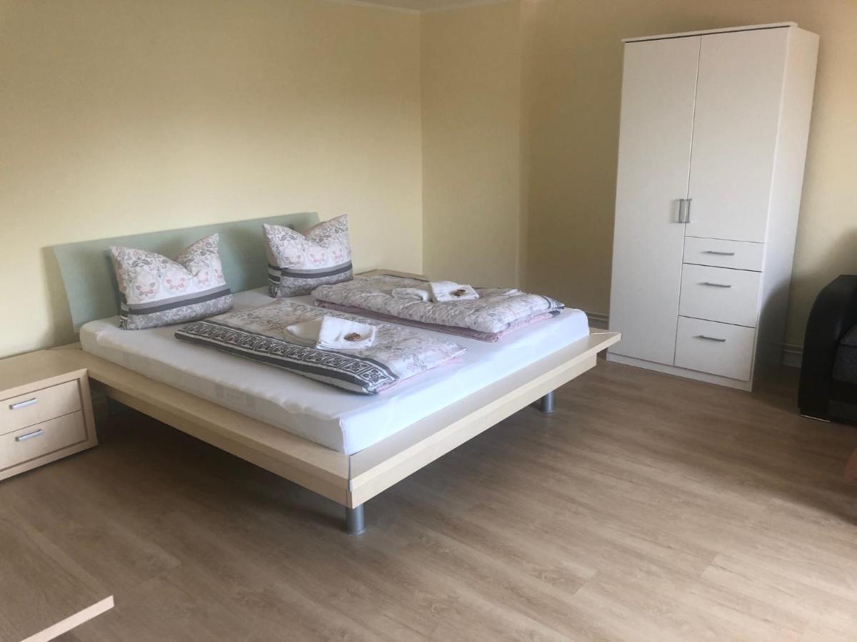 Ferienwohnung In Der Fahrradpension ヨーアヒムスタール エクステリア 写真